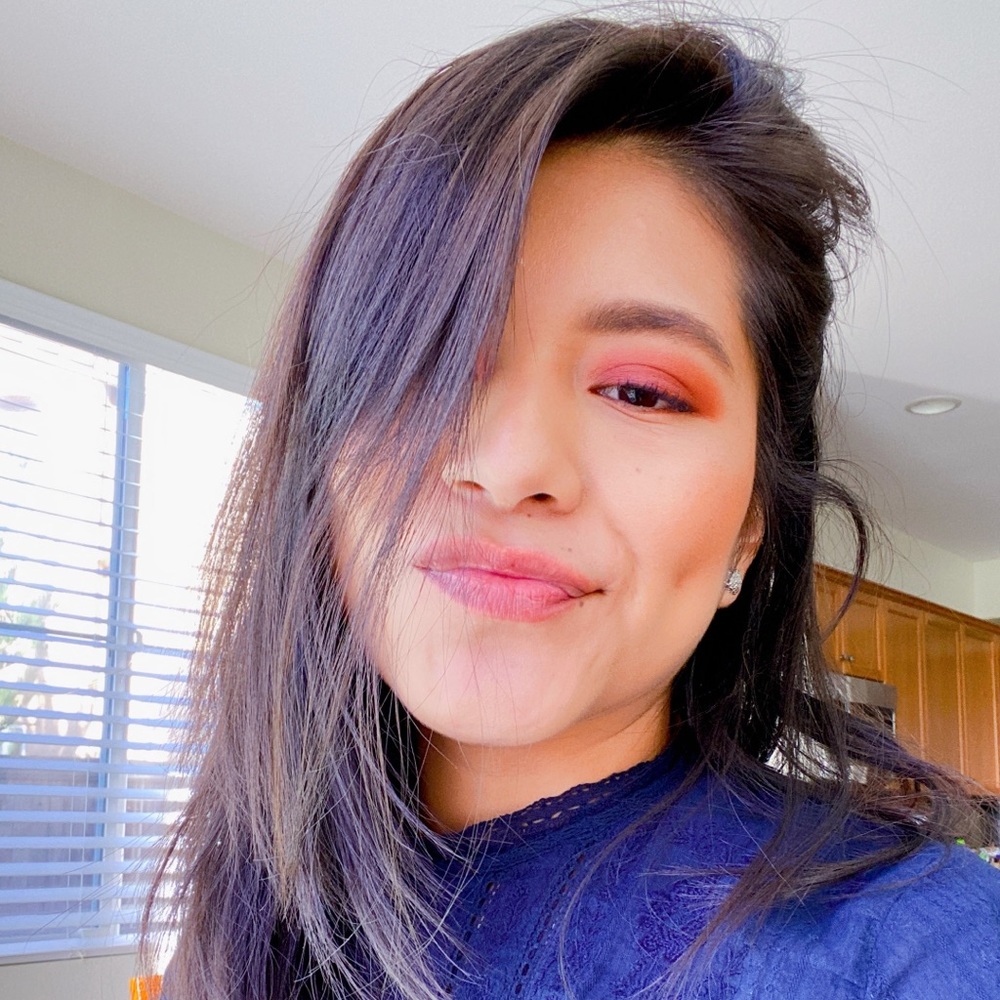 Meet your Posher, Yaadhira